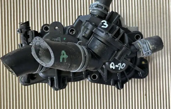 Volkswagen Golf Plus Water pump 04E121600AD 04E600AD 13022013