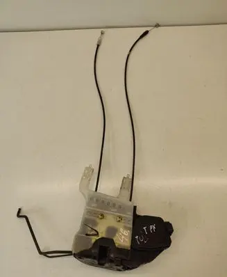 Hyundai Tucson JM Front door lock