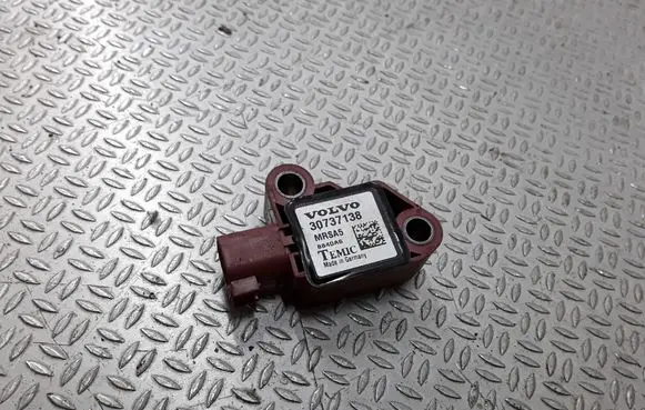 Volvo V50 Airbag deployment crash/impact sensor 30737138