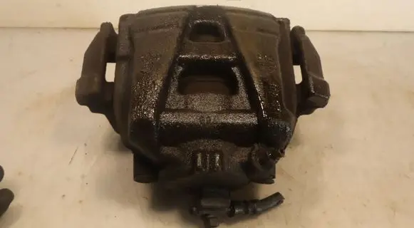 Volkswagen Tiguan Front brake caliper