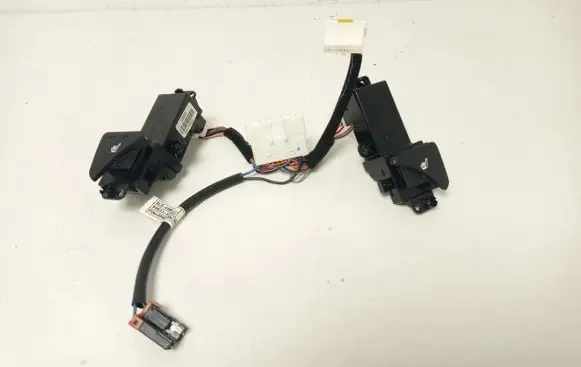 KIA Sportage Seat heating switch 933303W900WK