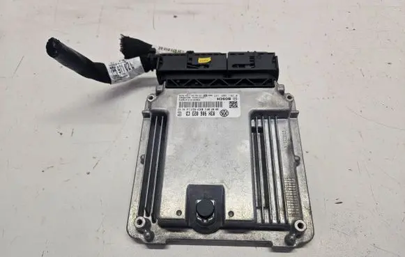 Volkswagen Touareg II Engine control unit/module 03H906023CD 0261S09197