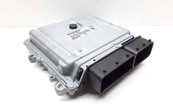 Volvo V70 Engine control unit/module P31303388 0281015286