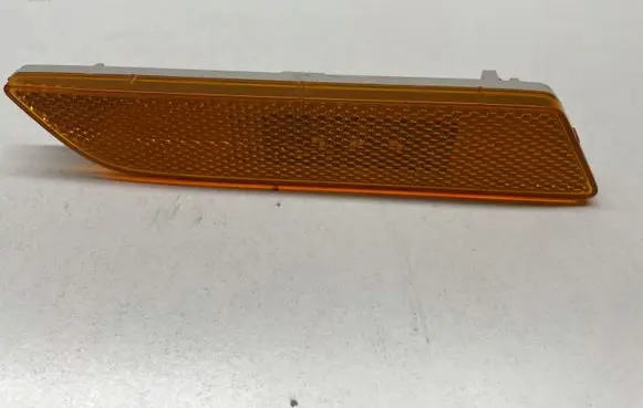 Audi Q3 8U Front reflector 8U0945071