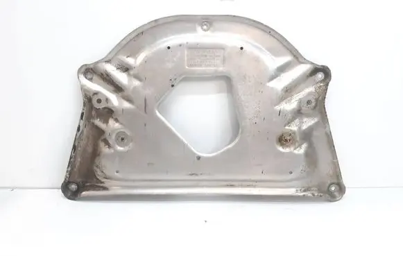 BMW 5 E60 E61 Engine splash shield/under tray 6759878 31116759878