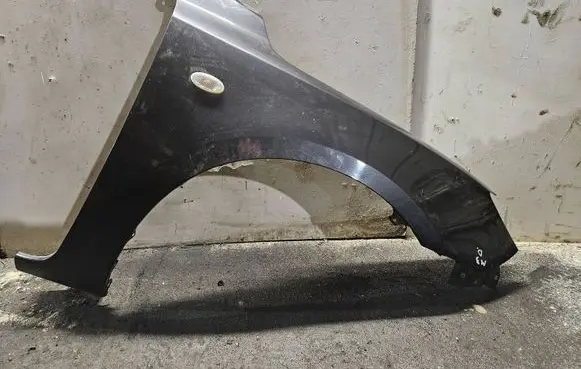 Mazda 3 I Fender
