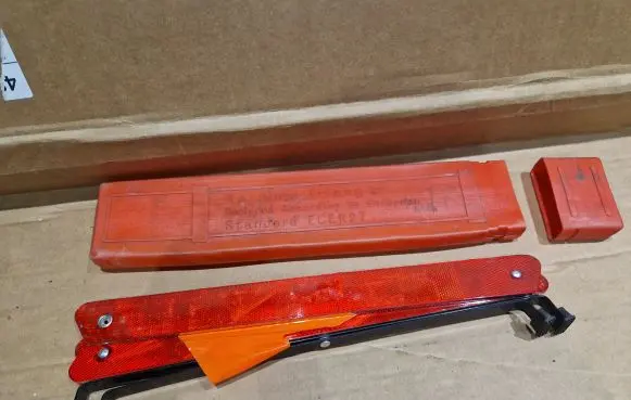 Audi 100 200 5000 C2 Emergency warning sign ECER27 HAZARD5