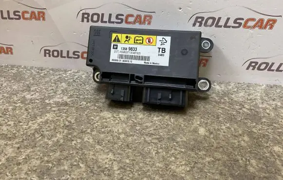 Opel Insignia A Airbag control unit/module 13589833 80090007