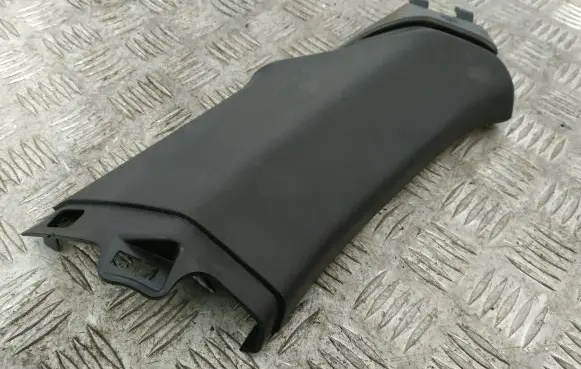 Volvo V40 Cross country Rear seat side bottom trim 31305357