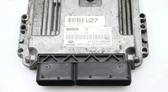 Hyundai i40 Engine control unit/module 391202A209