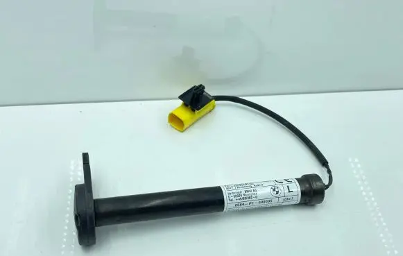 BMW 2 F45 Bonnet Pedestrian Airbag Actuator 7300537 TYP165