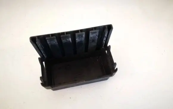 Peugeot 406 Fuse box cover