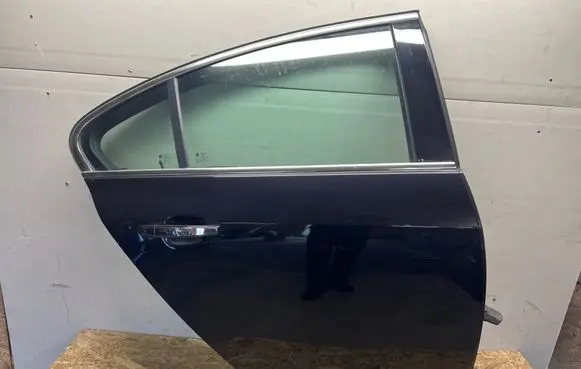 Rear door