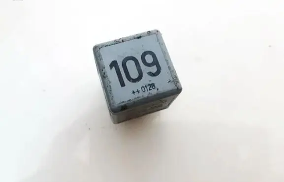 Volkswagen Polo Other relay 1j0906381a 109