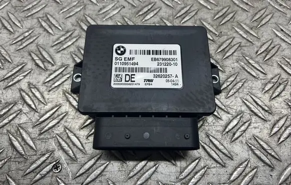 BMW 5 F10 F11 Hand brake control module 23122010