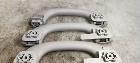 Peugeot 5008 Front interior roof grab handle 9686109880 9681334080 9681364780