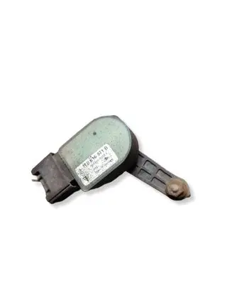 Renault Kangoo II Rear air suspension level height sensor H7L0616571B