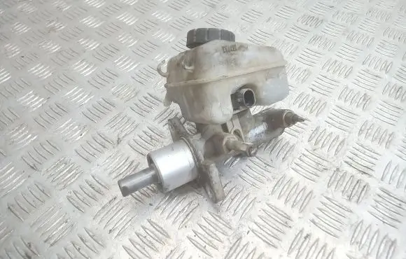 Opel Zafira A Master brake cylinder
