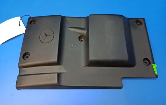 Mercedes-Benz C W202 Engine cover (trim) A6040100267 012488053989