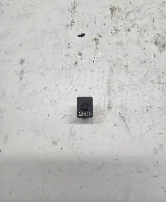 Toyota RAV 4 (XA40) TPMS reset button 15A257