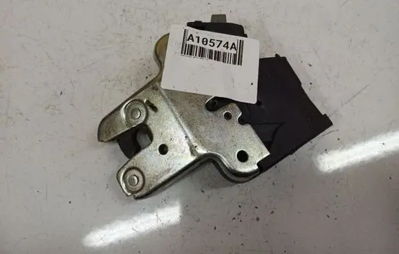 Volkswagen Jetta V Tailgate/trunk/boot lock/catch/latch 4E0827645A