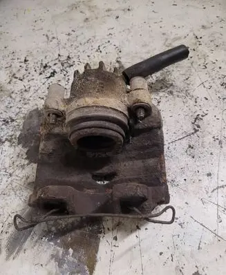 Citroen C4 Grand Picasso Front brake caliper