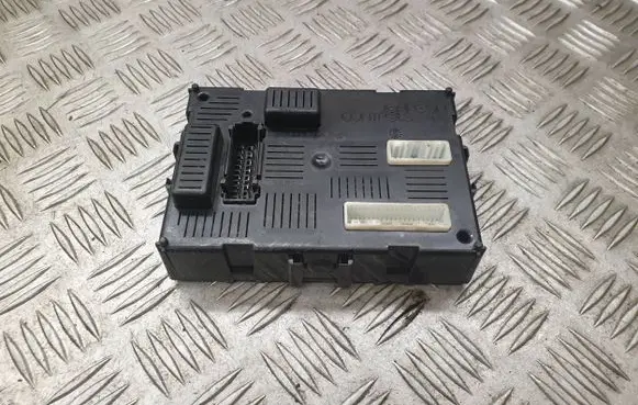 Nissan Note (E11) Comfort/convenience module 284B2BC52A