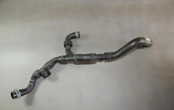 Audi A3 S3 8V Engine coolant pipe/hose 3Q0122157S