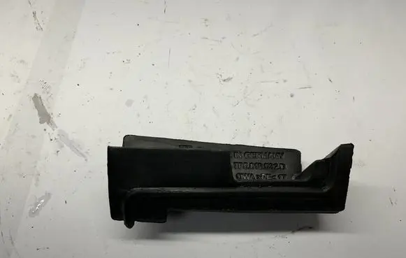Porsche Cayenne (92A) Other engine bay part 7P5819532D
