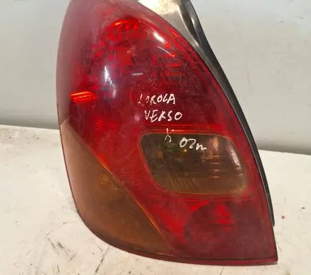 Toyota Corolla Verso E121 Rear/tail lights E49824 1371