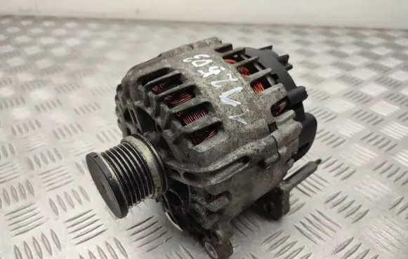 Volkswagen Transporter - Caravelle T5 Generator/alternator 03L903024G