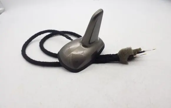 Mercedes-Benz CLS C219 Aerial GPS antenna 058910