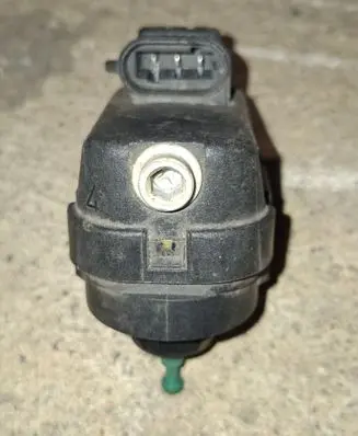 Renault Laguna II Headlight level adjustment motor 87700840141