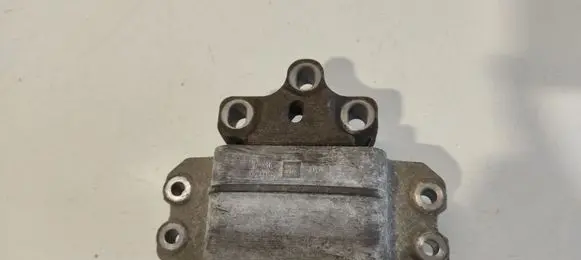 Volkswagen Golf Plus Engine mount bracket 1K0199555