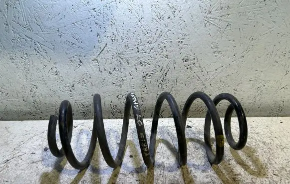 Toyota Yaris Rear coil spring