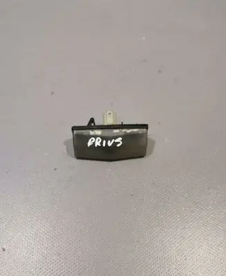Toyota Prius (XW30) Number plate light