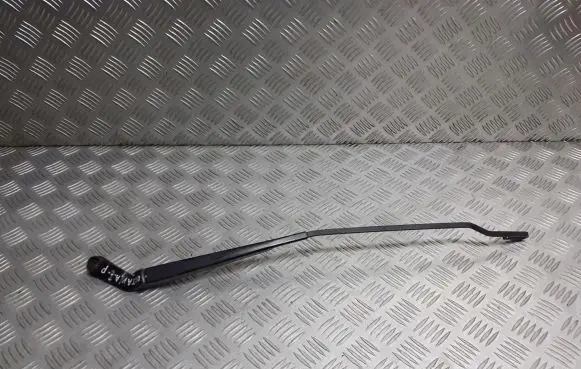Skoda Octavia Mk1 (1U) Front wiper blade arm
