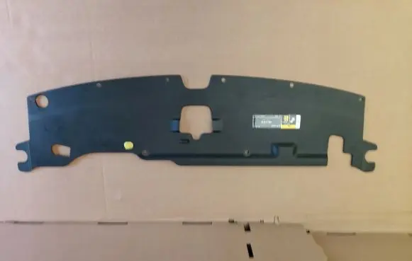 Engine bonnet/hood lock trim molding