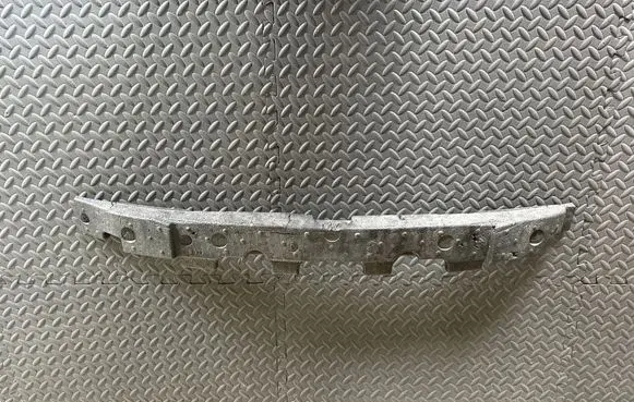 Opel Insignia A Front bumper foam support bar 13238344