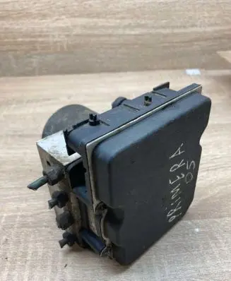 Nissan Primera ABS Pump 0265234146 0265950371