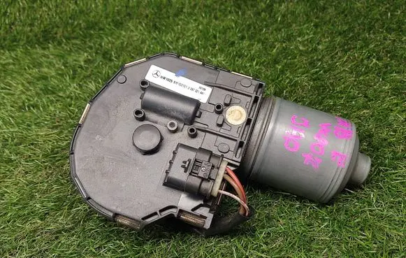 Mercedes-Benz E C207 W207 Wiper motor 1397220667 3397021441