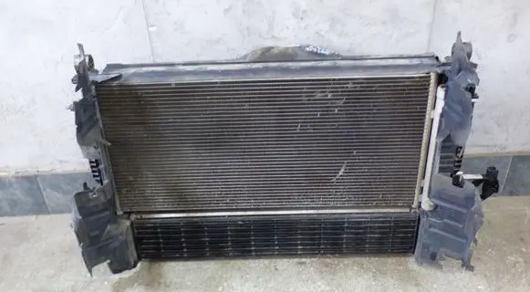 Opel Astra K Coolant radiator 39146898 427460812 39146900