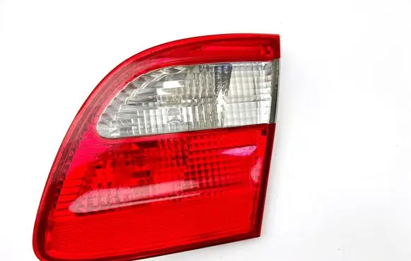 Mercedes-Benz E W211 Tailgate rear/tail lights A2118203064