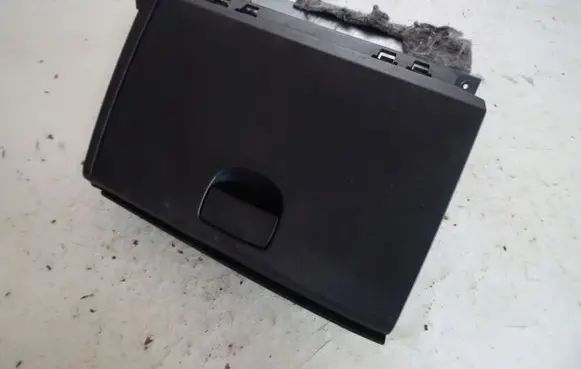 Hyundai i20 (GB IB) Glove box set 