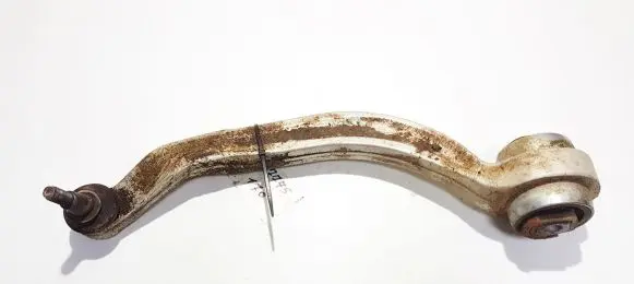 Volkswagen PASSAT B5 Front lower control arm/wishbone