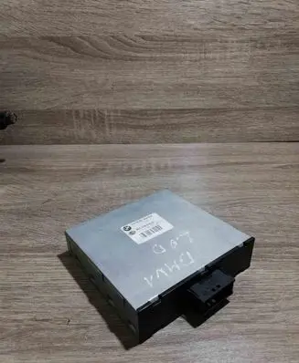 BMW 3 E90 E91 Other control units/modules 9127088 61429127088 8ES00947920