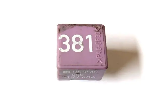 Audi A4 S4 B5 8D Other relay 431951253G