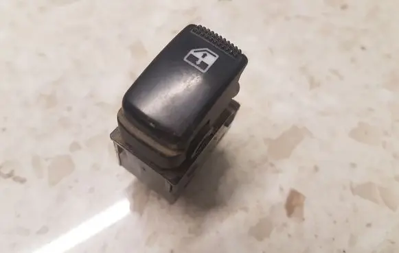 KIA Sorento Electric window control switch