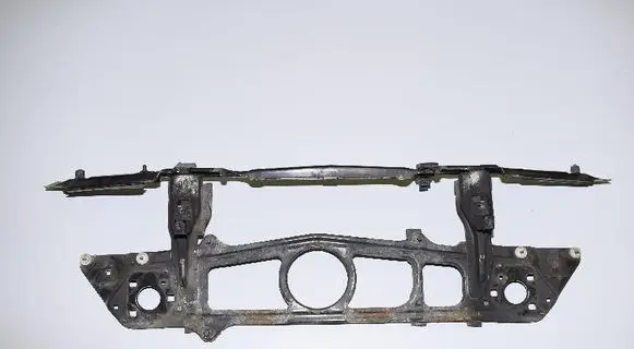 BMW 7 E38 Radiator support slam panel 8381241