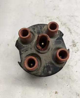 Volkswagen Golf III Spark distributor 